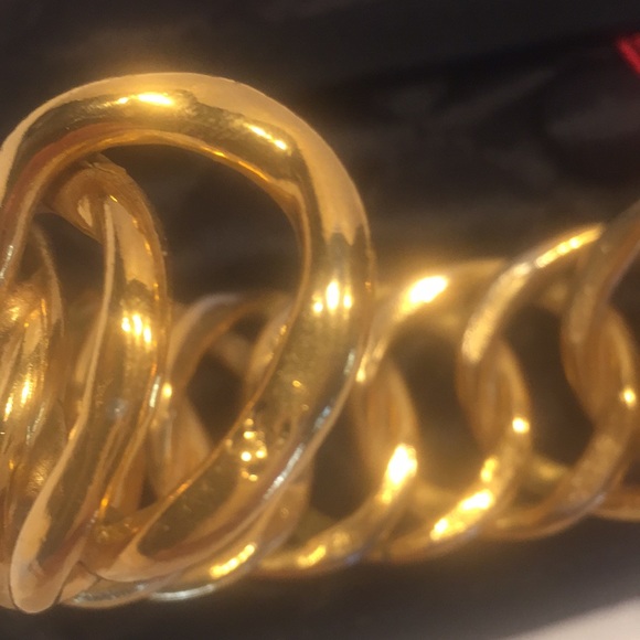 Chanel cuff - Picture 2 of 8